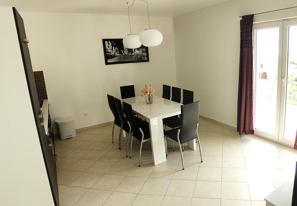 Apartments Silvija Primošten Εξωτερικό φωτογραφία